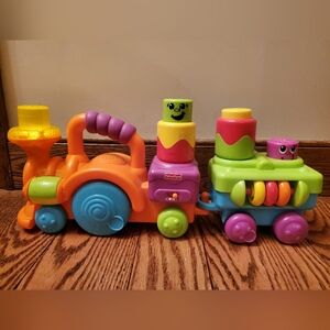 Fisher-Price Peek-a-Boo Stack 'n Surprise Blocks Choo-Choo train